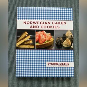 Norwegian Cakes and Cookies Cookbook